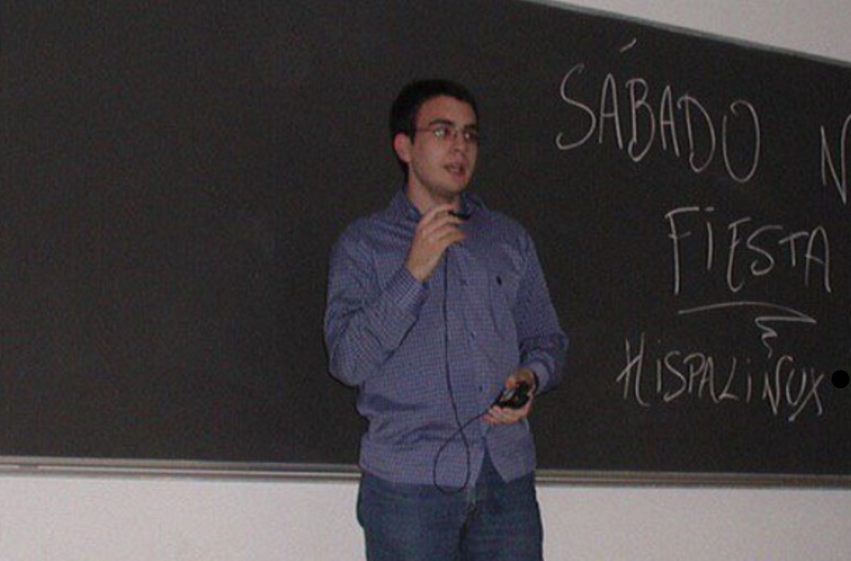 Alejandro en 2000